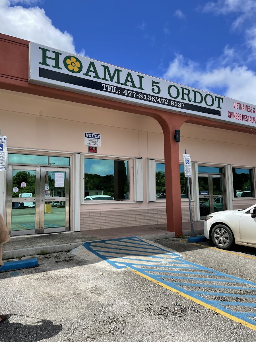 Hoa Mai 5 Vietnamese- Chinese Restaurant